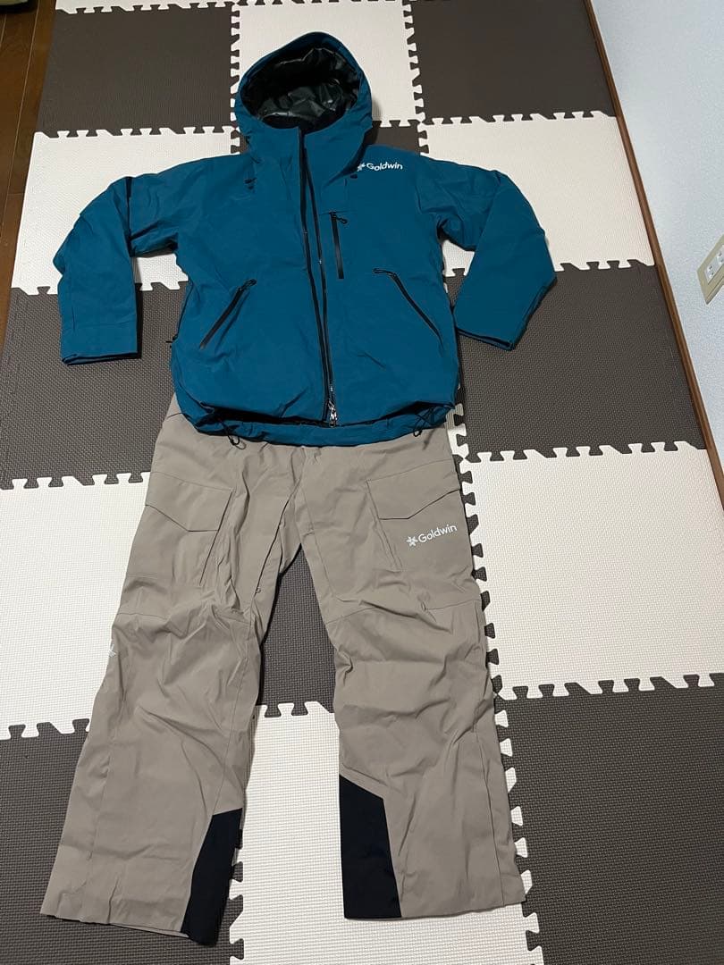 Goldwin オピニオンスキーウェアセット 青/ベージュ