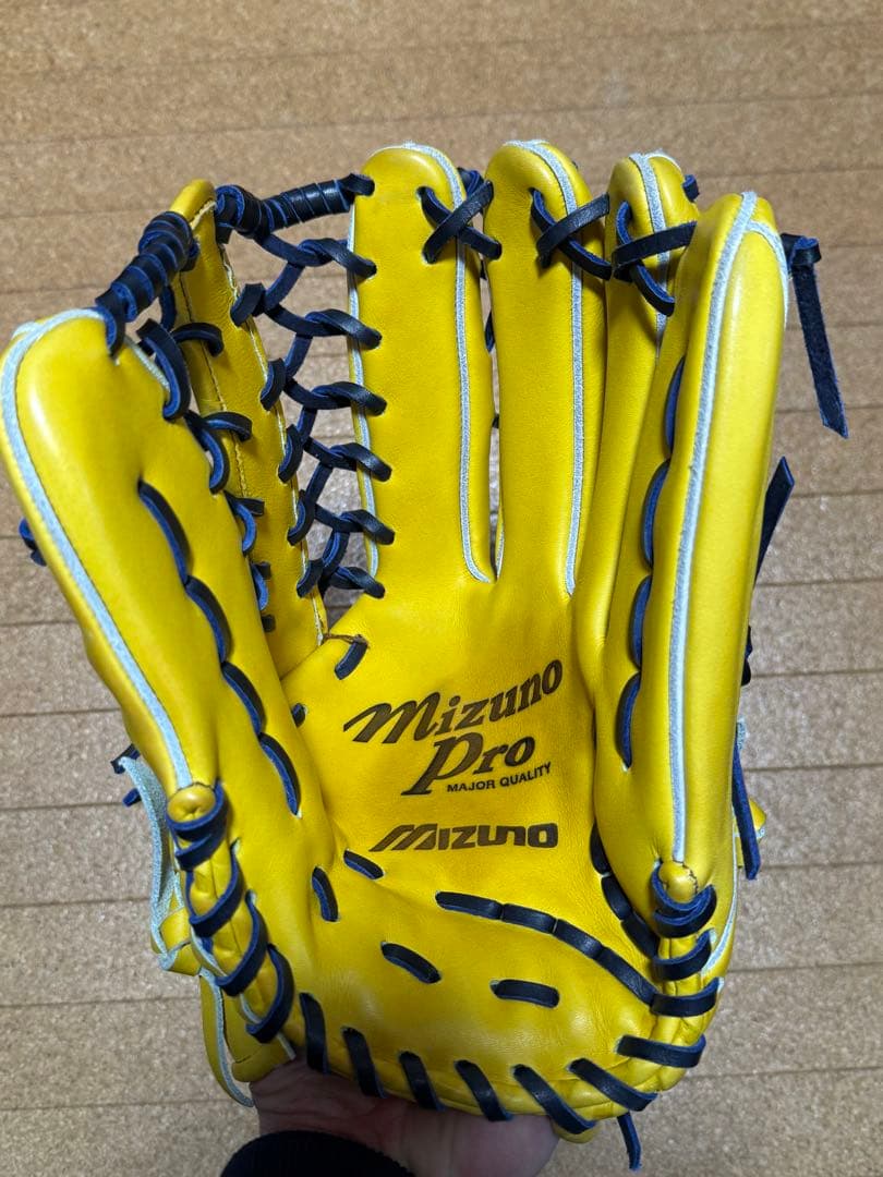 限定　ミズノプロ　外野手用　グラブ