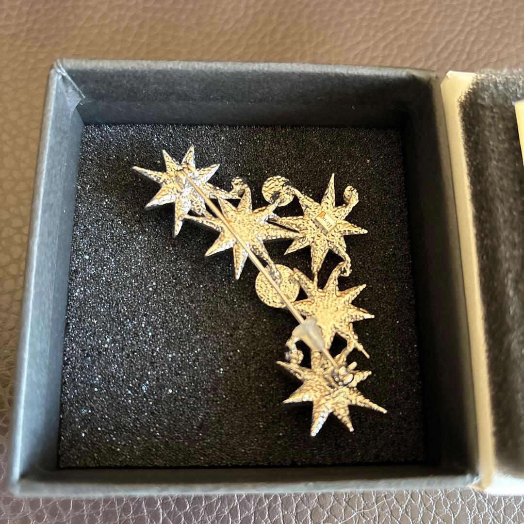 René 星型ジュエリーブローチ　お値下げしました