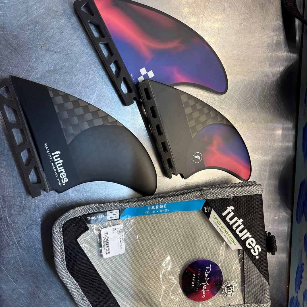 ロブマチャド　フューチャーフィン新品