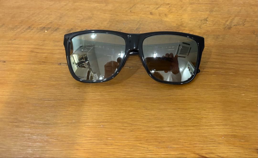 Lowdown XL 2 ブラックサングラス