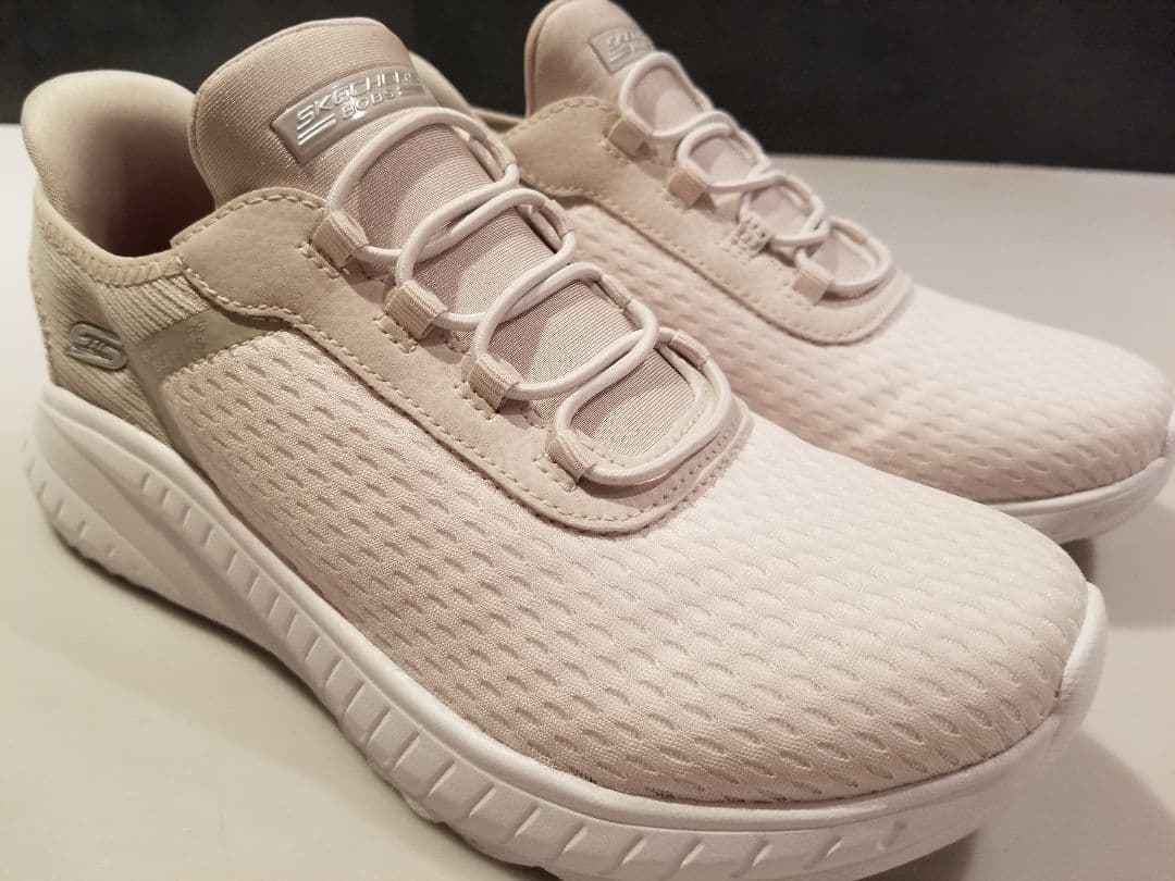 美品●SKECHERS スケッチャーズ・スリップイン スニーカー●23.5㎝
