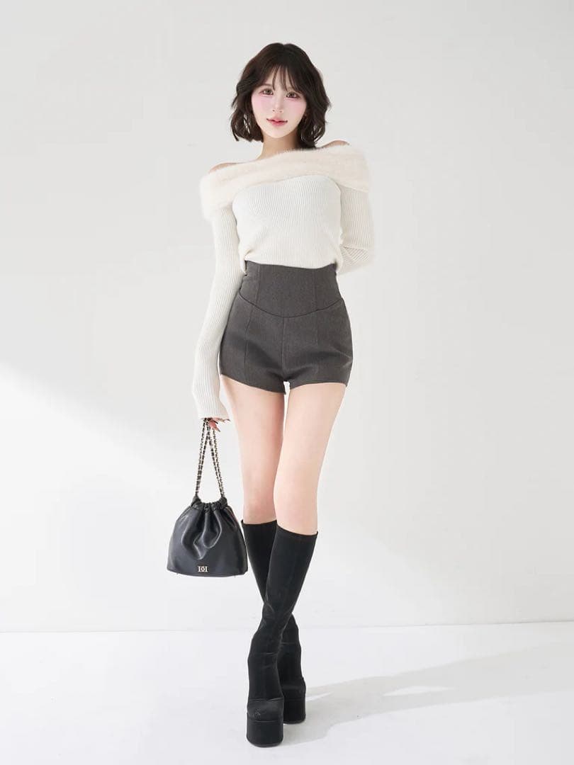 新品タグ付 ダーリッチ 美シルエットショートパンツ グレー フリー