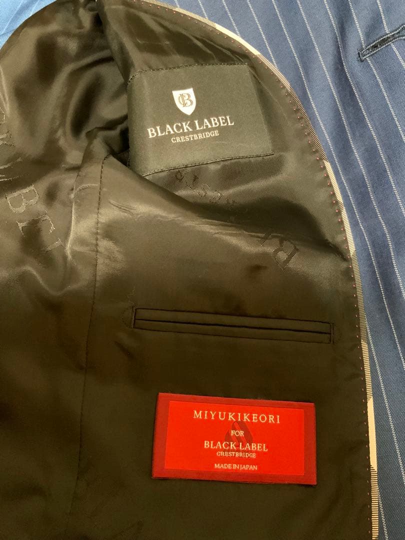 美品　ブラックレーベルクレストブリッジ スーツ　ネイビー　M 御幸毛織