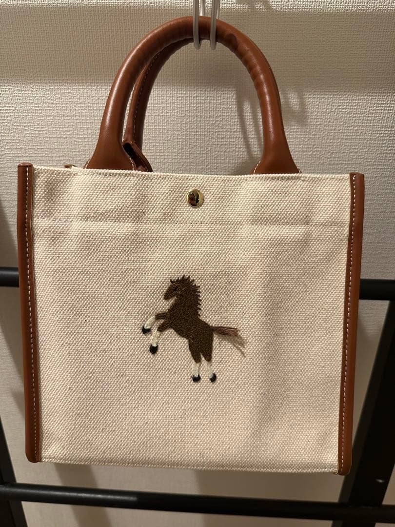 【美品】Seventen ワンポイント刺繍トートバッグ(オフホワイト/ミニ)