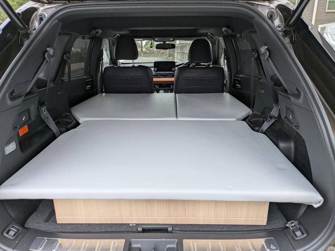 引取限定　アウトランダー　ベッドキットPHEV（GN0W）専用7人乗り