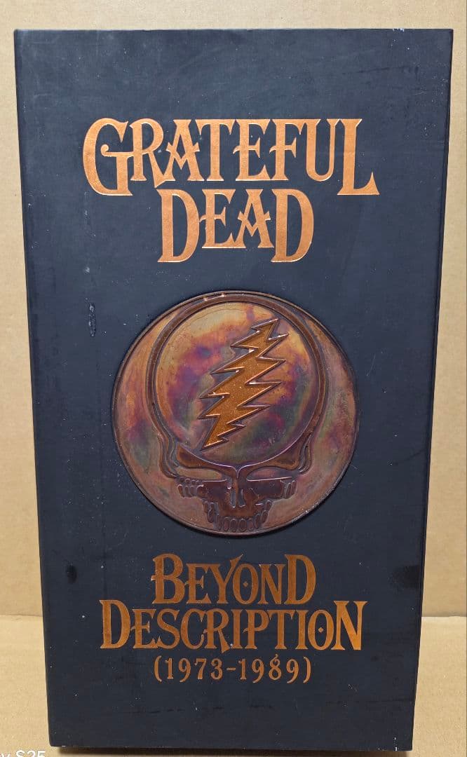 GRATEFUL•DEAD BEYOND DESCRIPTION BOX