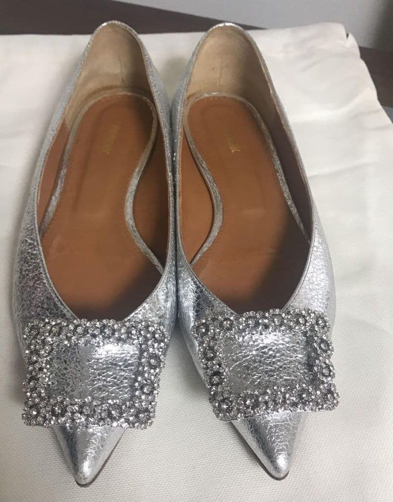 ピッピシック シルバー ポインテッドトゥ フラットシューズ