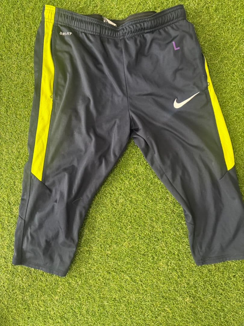 ②　選手支給品　上下　サンフレッチェ広島　非売品　七部丈　サンフレ