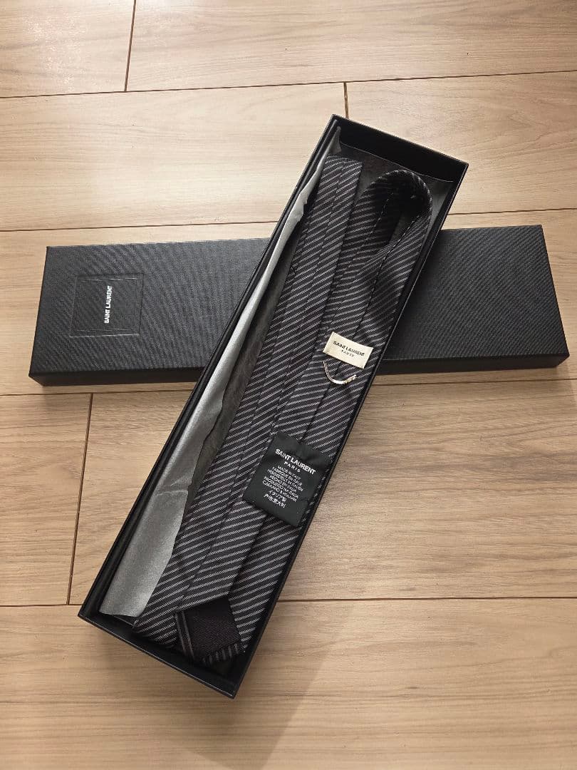 SAINT LAURENT サンローラン グレーストライプ ネクタイ 剣先5cm