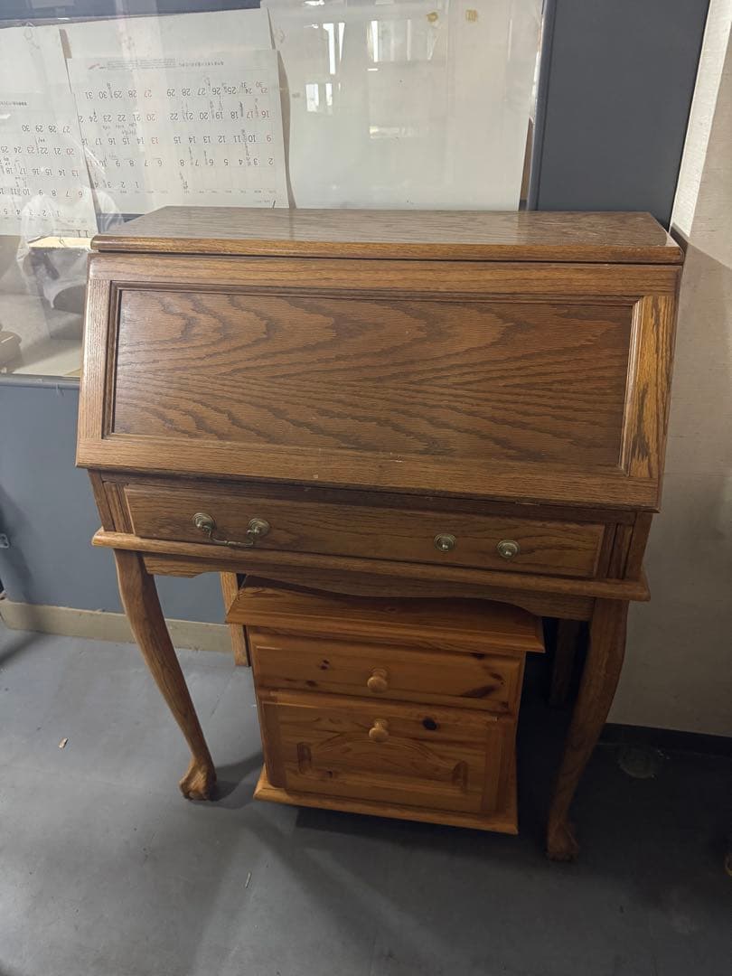 英国風　アンティーク家具　ライティングデスク　猫足　　書斎　ビンテージ