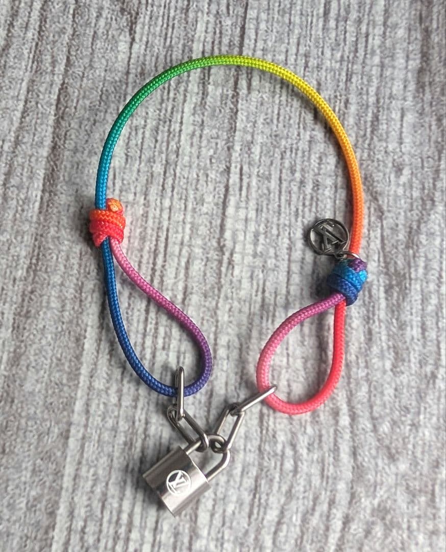 【美品】ルイヴィトン レインボー チャリティブレスレット