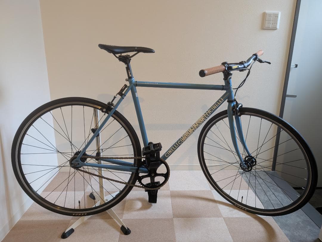 【au3】Cinelli Gazzetta ピストバイク