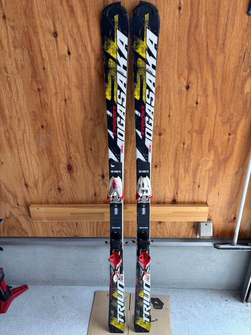 OGASAKA TRIUN SL スキー板