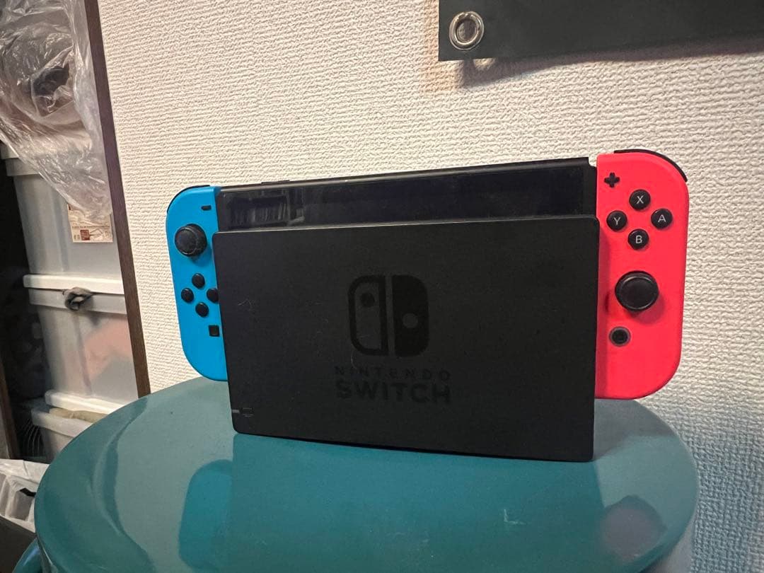 【おまけでミニSDとソフト付き】美品箱ありNintendo Switch本体
