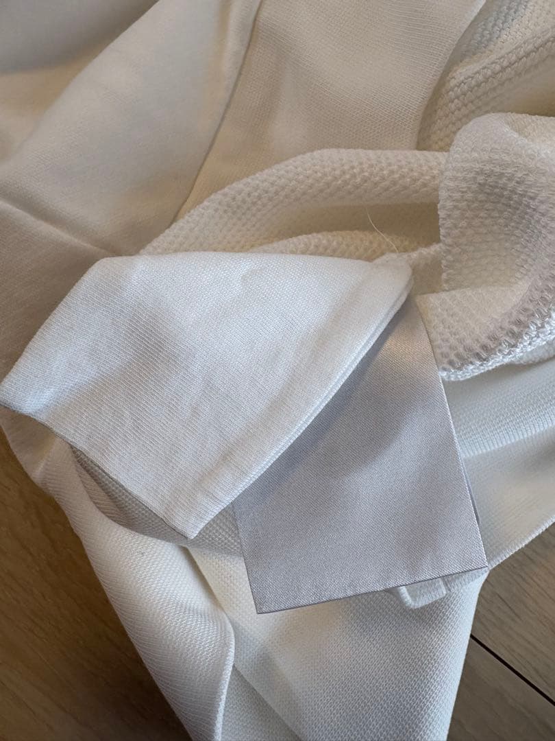 23AW美品❣️正规品❣️男女兼用モンクレールロゴエンブロイダリートレーナーホワイト