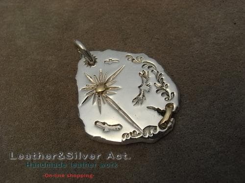 1点物　イーグルネックレス 手彫り　ハンドメイド　ネックレス　ｋ18　かまし