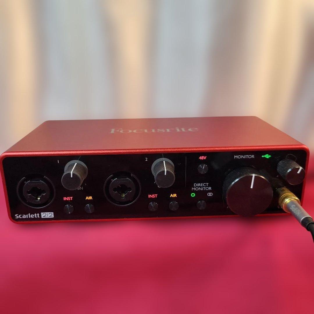 Focusrite Scarlett 2i2 (3rd Gen)動作品