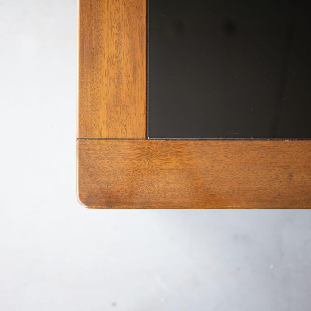 ナラ材　ブラウン色 センターテーブル ガラス天板