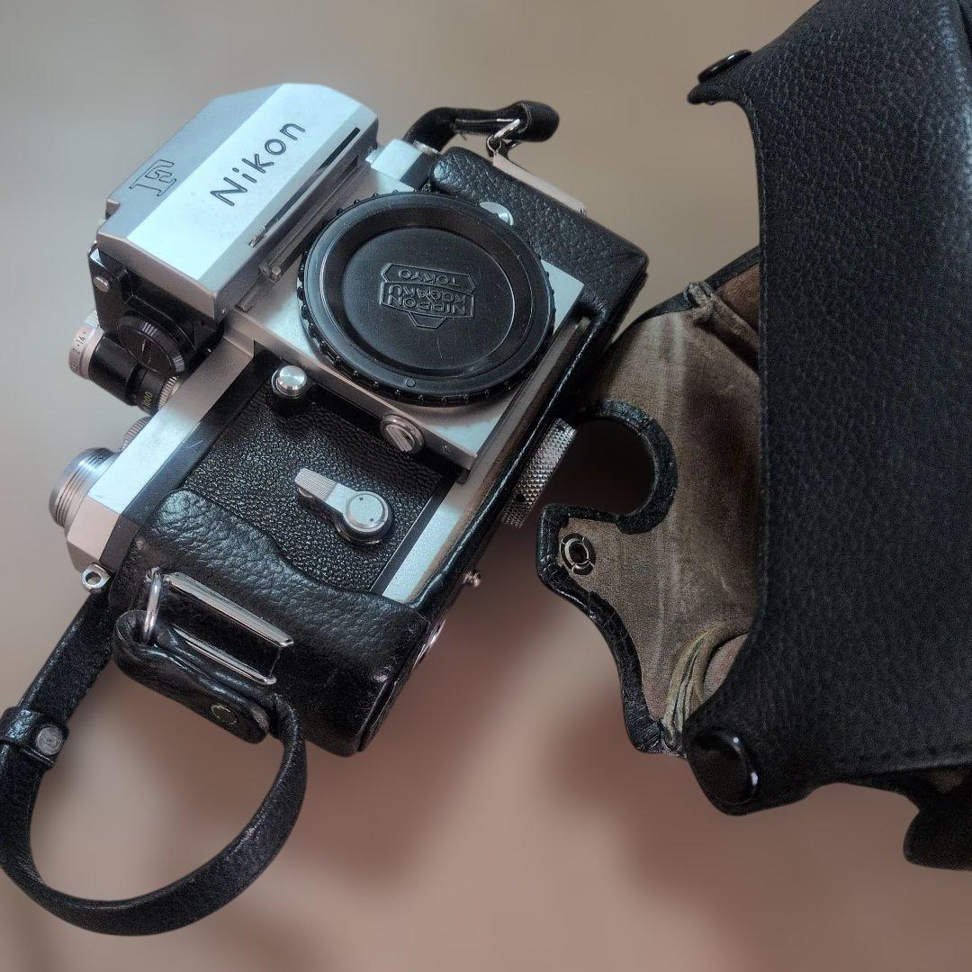 Nikon F 一眼レフカメラ 35mmフィルム（カバー付き・本体のみ