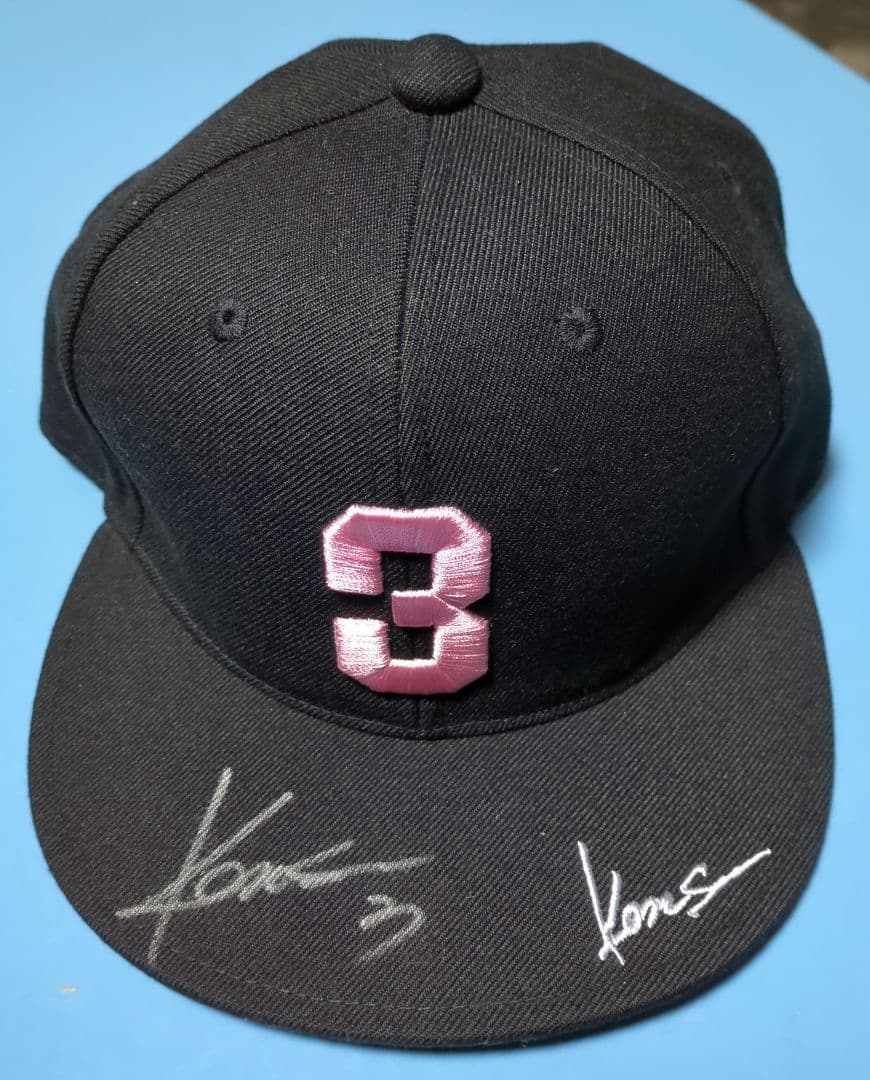 田中 賢介 3 北海道日本ハムファイターズ 引退記念 直筆サイン入りキャップ