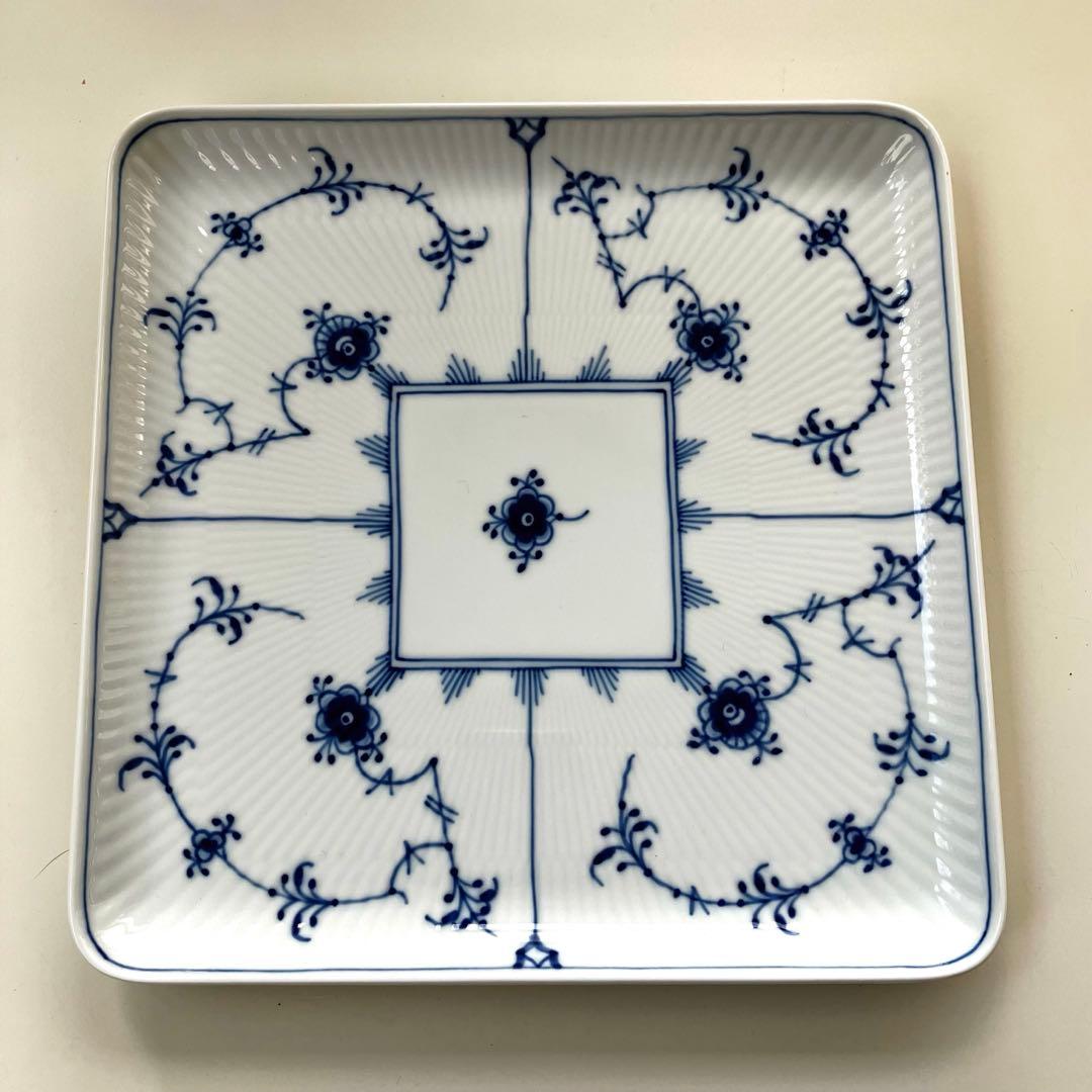 ロイヤルコペンハーゲン ブルーフルーテッド 角皿 20cm 新品