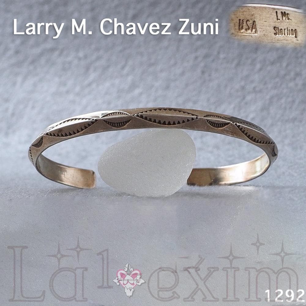 美品 インディアンジュエリー 刻印 LMC スターリング シルバー 銀 バングル
