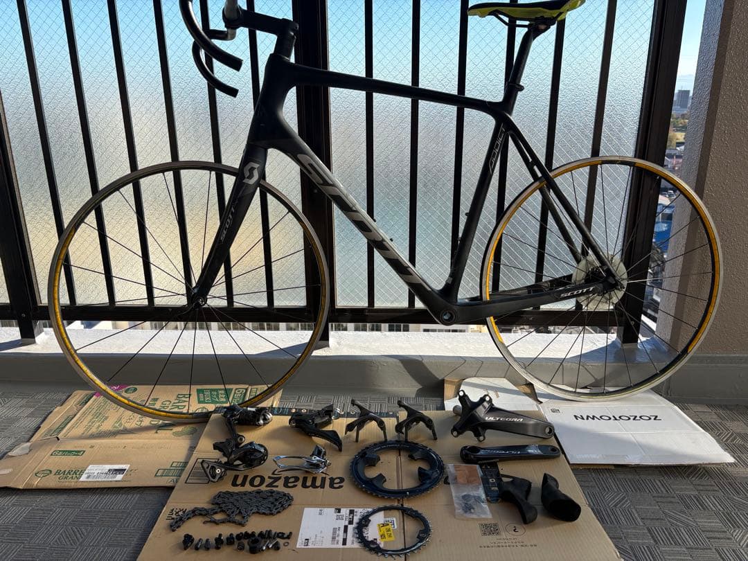 ジャンク品 　SCOTT ADECT10 ロードバイク　カーボンフレーム