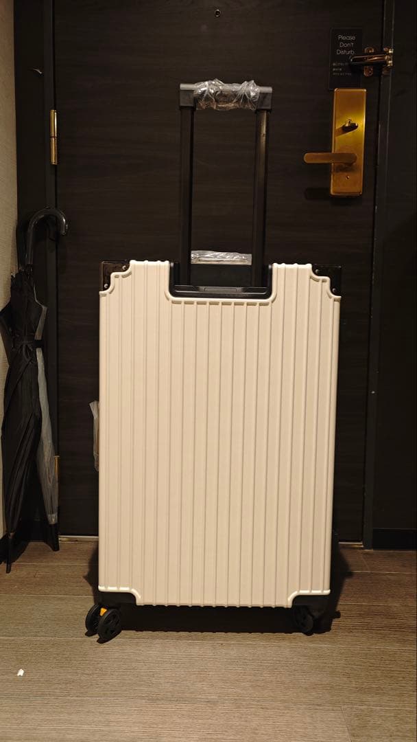 新品未使用 スーツケース Lサイズ アイボリー 大容量 キャリーバッグ