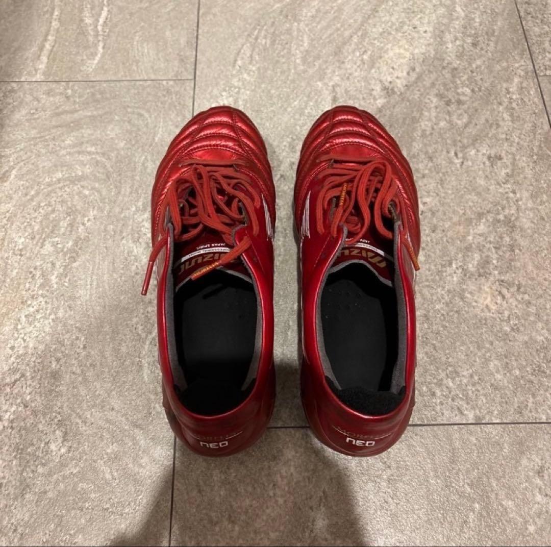 Mizuno Morelia Neo スパイクシューズ レッド