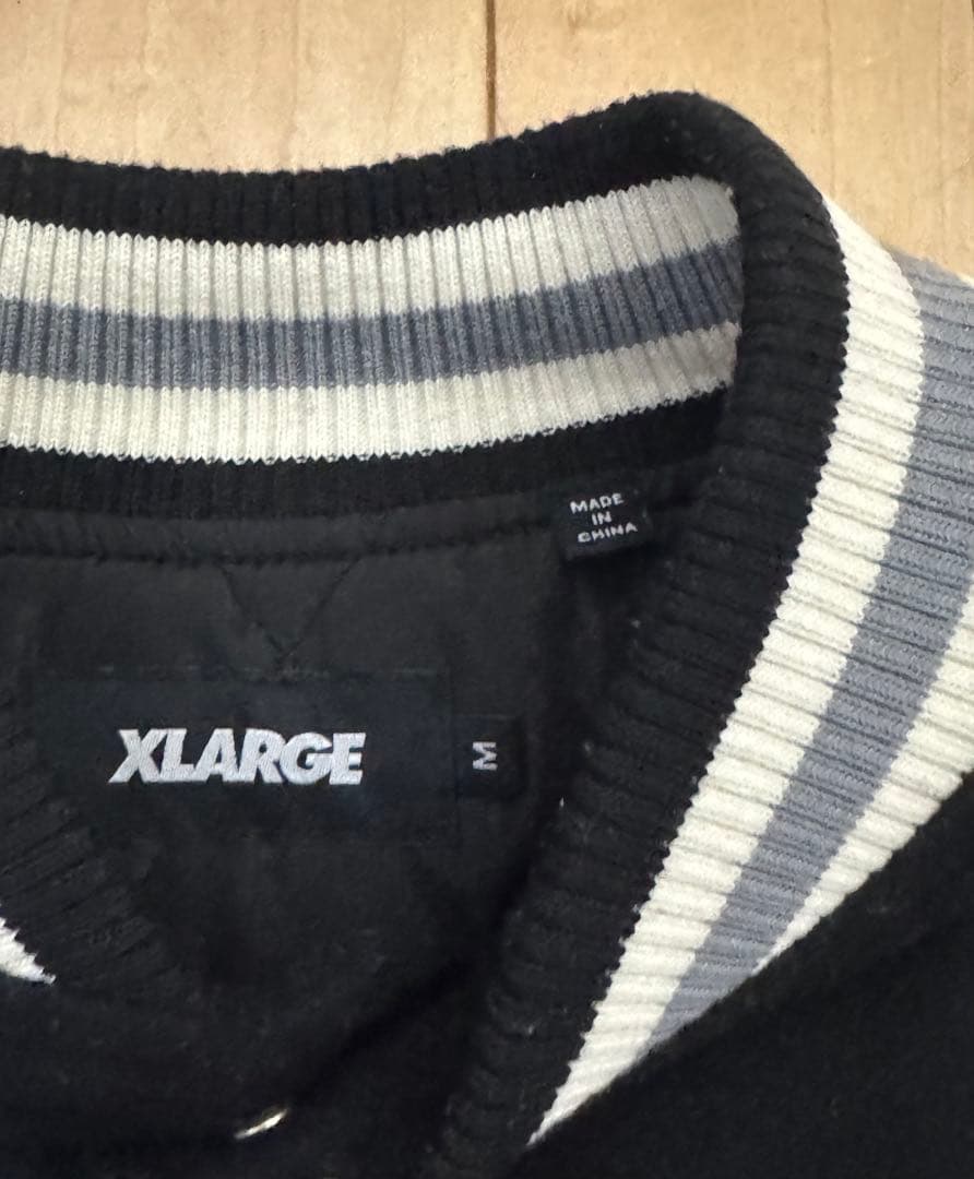 2023年モデル エクストララージ 袖レザー　スタジャン Mサイズ