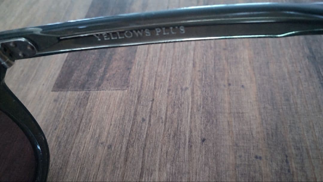 yellows plus サングラス　MARIUS