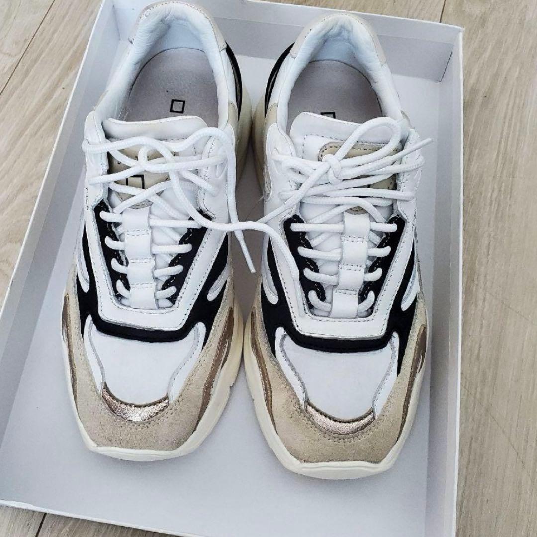 断*)様 デイトのスニーカーです