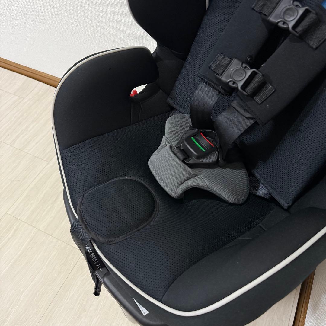 美品 Aprica チャイルド&ジュニアシート ISOFIX フォームフィット