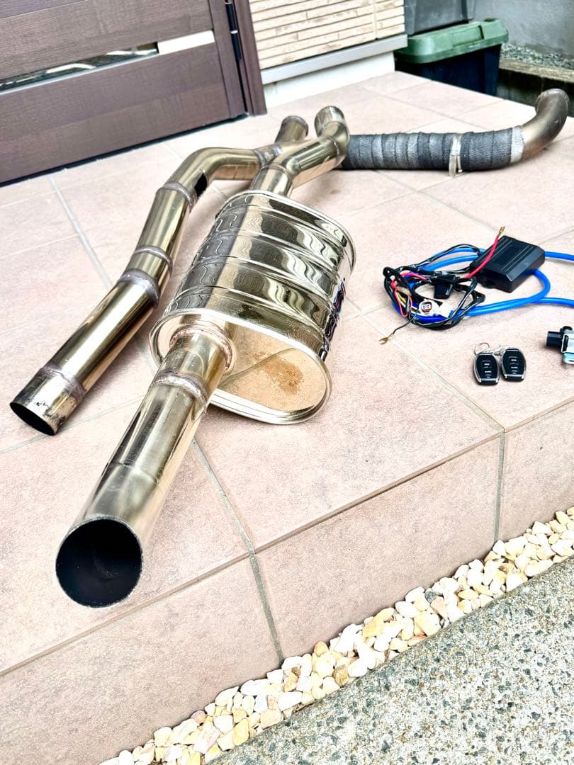 可変バルブワンオフステンレスマフラー　アメ車　シボレー(送料込み価格)