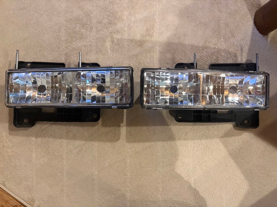 ヘッドライト 左右 シボレー C1500 タホ サバーバン GMC OBS