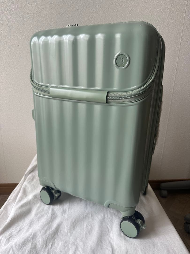 新品 HAPITAS+ スーツケース キャリーバッグ S HPL2302 ミント