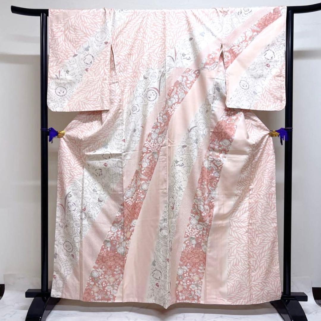 訪問着　紬　辻ヶ花　椿　藤　松皮菱　鹿の子　着物　030k