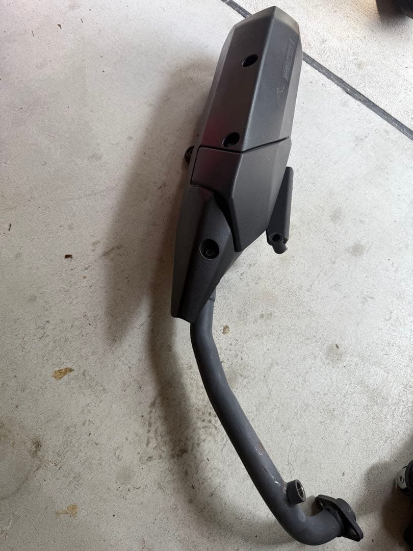 シグナスX 4型　5型　190ccオーバー　隔壁マフラー