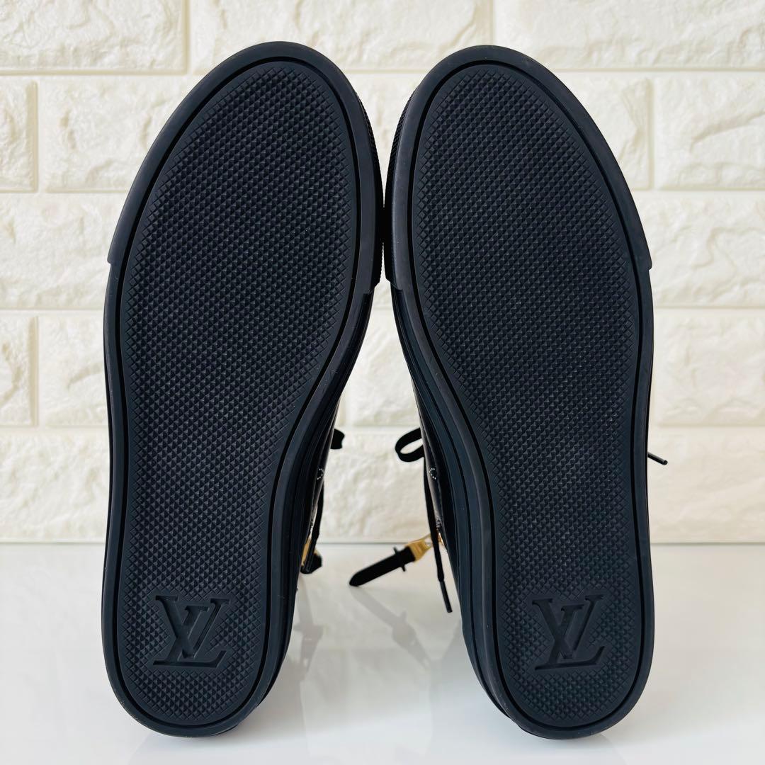 ✨冬のマストハブ✨ルイヴィトン ハイカット スニーカー