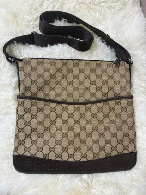 ☆美品☆GUCCI　GGキャンバス　ショルダーバッグ　ブラウン系
