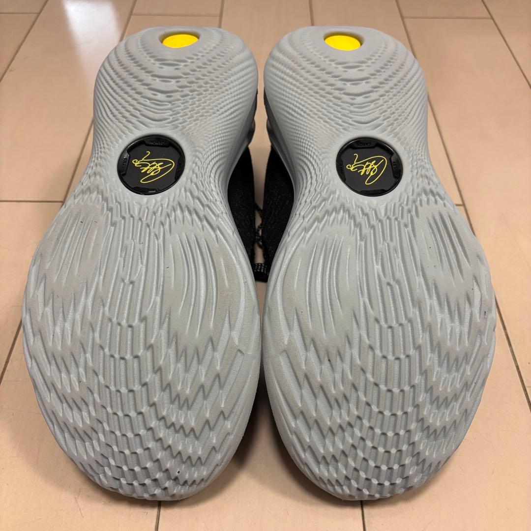 アンダーアーマー カリー12 26.5㎝