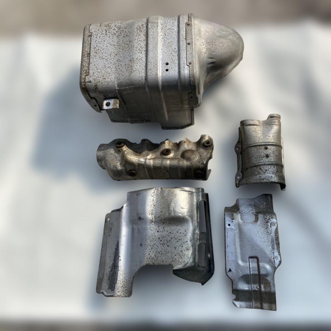 サンバートラック遮熱板5点セット