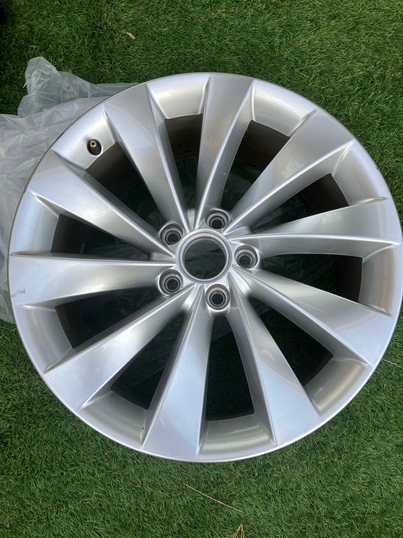 フォルクスワーゲン　シロッコ　純正ホイール　18インチ