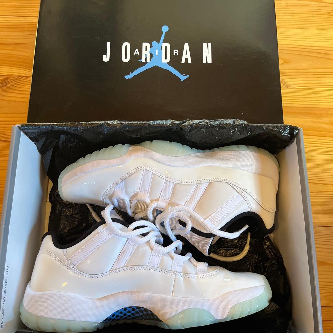 シューズ(男性用) Air Jordan 11 Retro Low 9.5