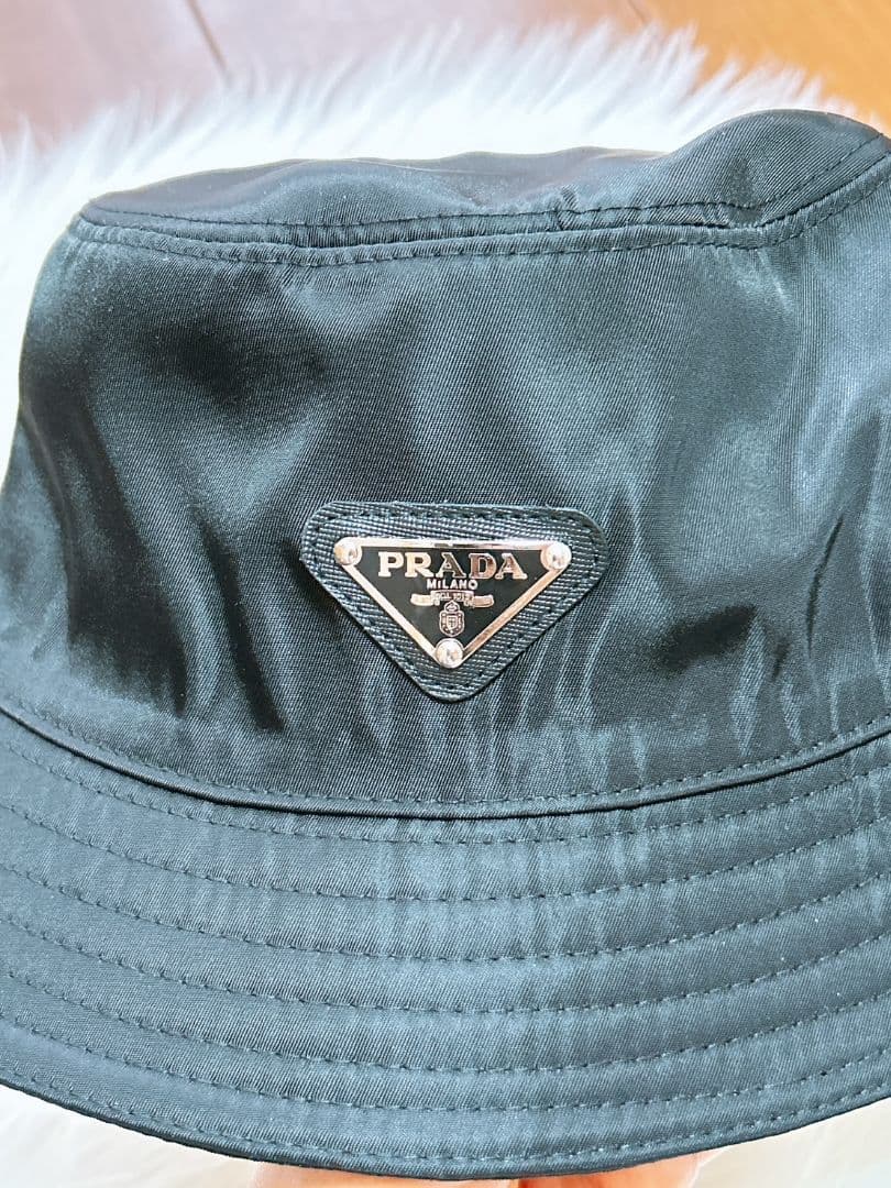 大人気❤️PRADA バケットハット バケハ　ノベルティ　M ブラック