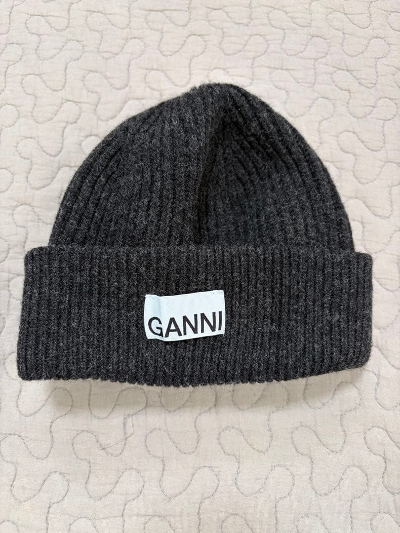 GANNI リブ編みニット帽