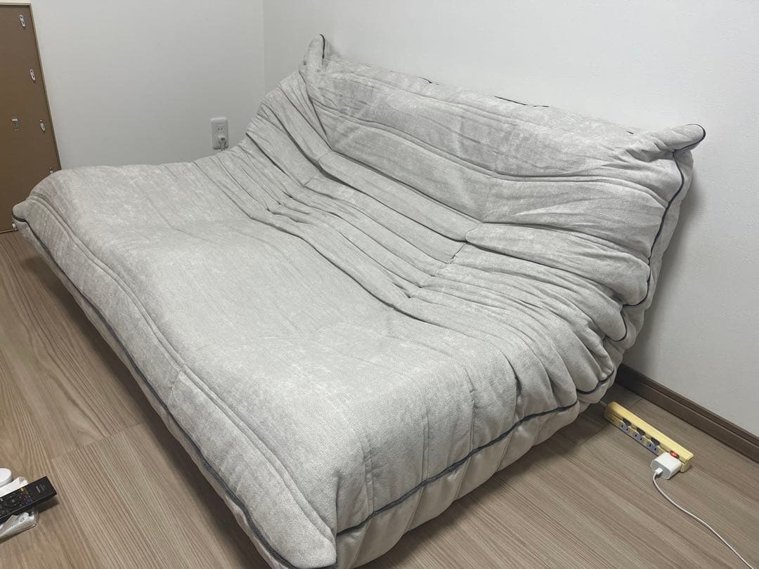 【ほぼ新品】LOWYA ロウヤ 2人掛け ソファ ベージュ たのメル便