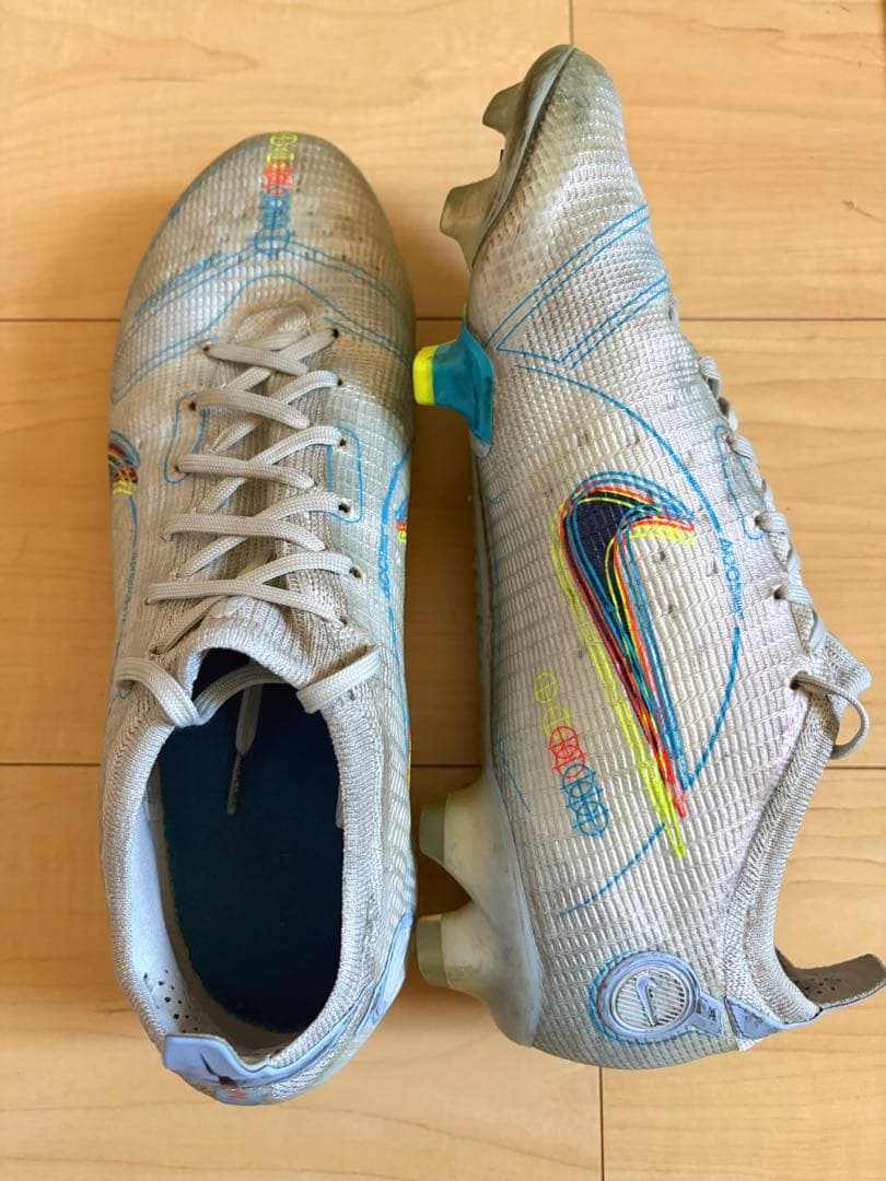 ナイキ マーキュリアル ベイパー14 FG