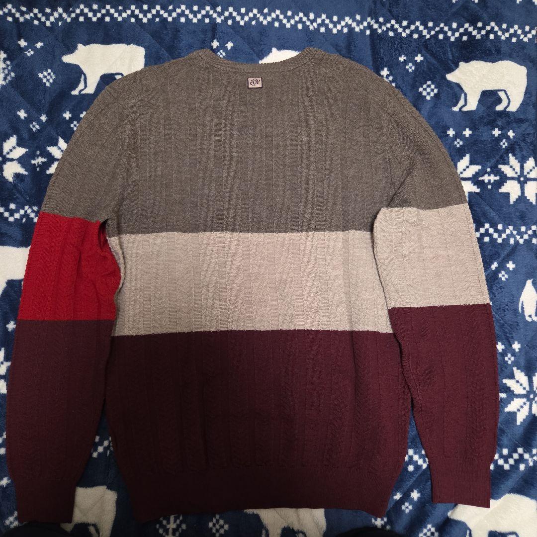 AROUND Vネックセーター